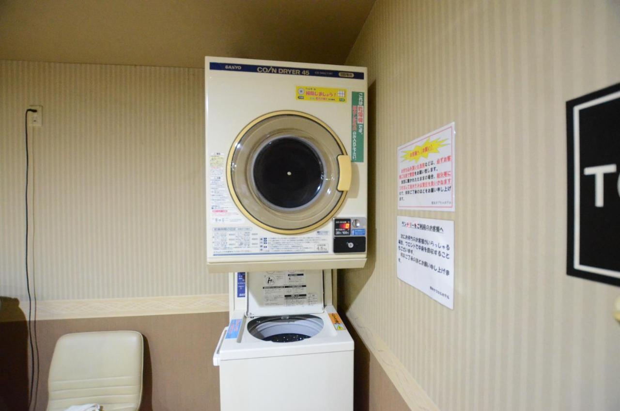 Kumamoto Capsule Hotel Bagian luar foto